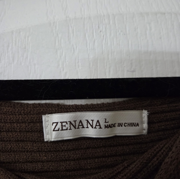 Zenana Outfitters Chocolate Ribbed Poncho Sweater SZ L - Picture 4 of 5